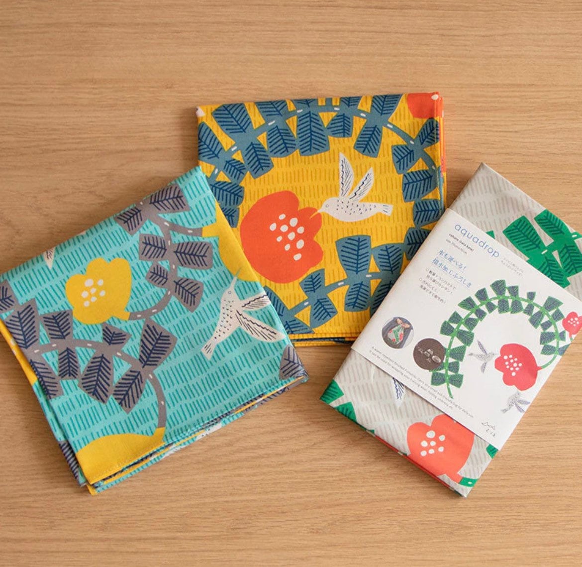 Furoshiki S 45 Cohare Hummingbird Yellow-red/ Sustainable