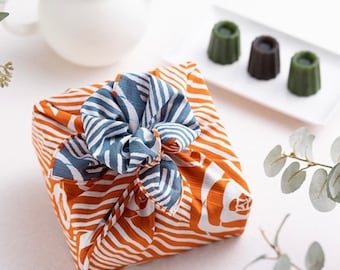 Furoshiki S Isamonyo Tsubaki Orange Blau/Furoshikituch/Geschenktuch/Nachhaltigverpacken/Zerowaste Weihnachten/Japanliebe/japanische Kamelie