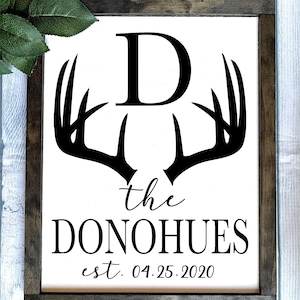 Huwelijkscadeau houten teken, gepersonaliseerdteken, home decor, Monogram Boerderij Teken, Achternaam Custom Sign, Huwelijkscadeau, Herten Gewei Teken