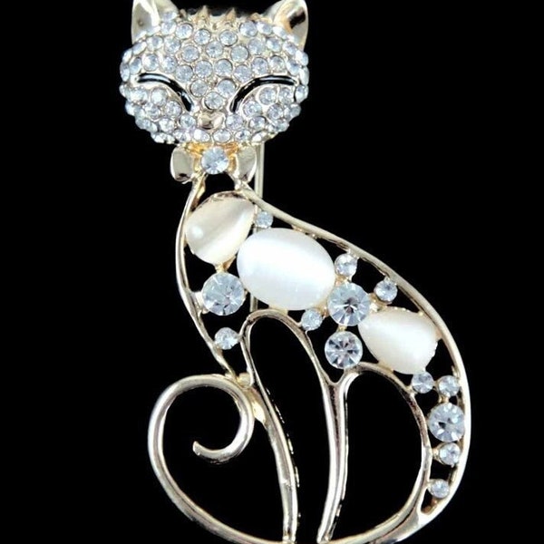 Cat Brooch Kitty Crystal Stones Hand Made UK Brooches for Women Bird Pin Badges Christmas Vintage