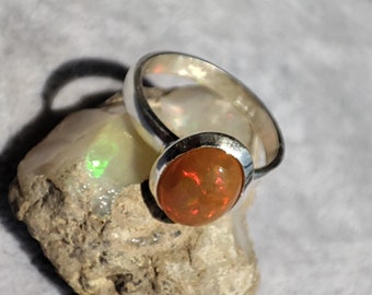 Fire Opal Ring. 925 Sterling Silver. Natural Welo Opal Oval cabochon. Ethiopian Opal Ring. Real Welo Opal.