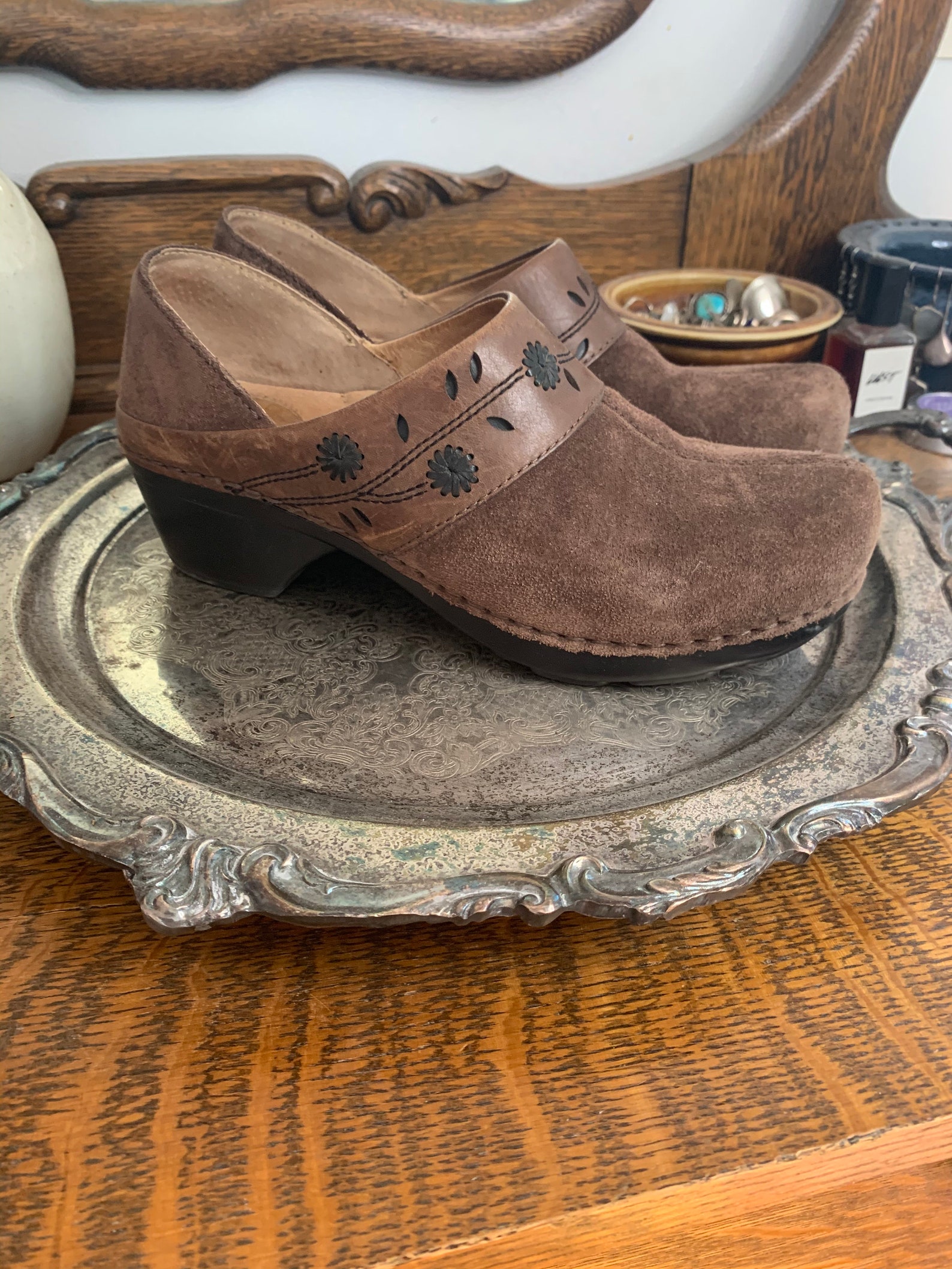 brown tooled dansko clogs