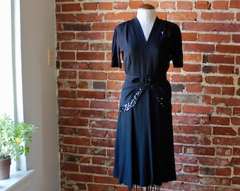 Vintage 1940s Dress | XS | Belt & Buckle | Sequined Dress XS Vintage Dress | 40s | 1940s | Shoulder Pad Sleeve Dress Extra Small