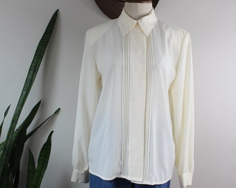 1980s Cream Colored Blouse | Size L | Vintage Oversize Polyester Button Down Long Sleeve Shirt Womens Jaclyn Smith Size Large