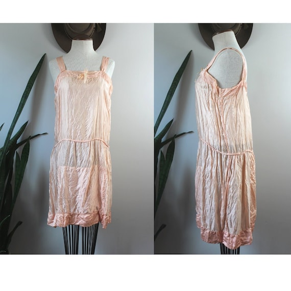 Antique 1920s Slip Size M Peach 20s Flapper Slip Dress Under Dress
