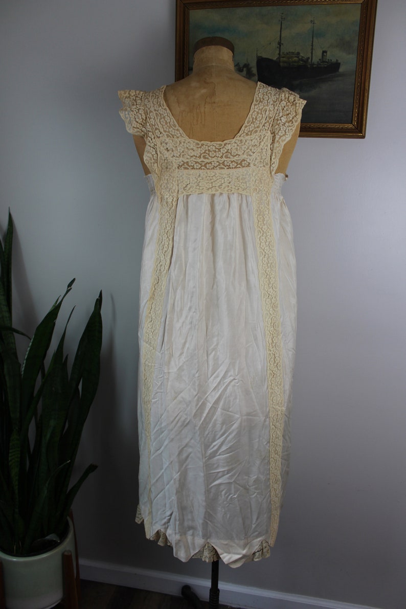 Antique 1920s Slip Dress Size M Vintage 20s Art Deco Floral Silk and Lace Flapper Underdress Slip Size Medium image 2