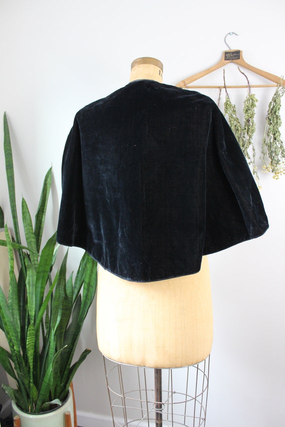 Antique Victorian Velvet Cape | One Size | Black … - image 6