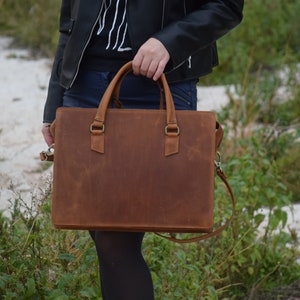 leather womens briefcase,leather shoulder bag,womens briefcase,laptop messenger bag,gift for her,work tote bag,womens busineess bag,tote