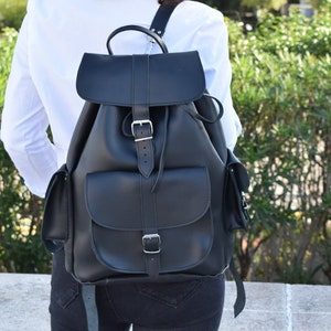 leather extra large backpack,leather urban backpack,black leather backpack,black unisex backpack,leather college bag,leather laptop backpack