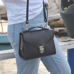 leather shoulder bag,leather crossbody bag,leather handbag,womens bag,gift for her,messenger bag,womens shoulder bag,crossbody bag,handbag
