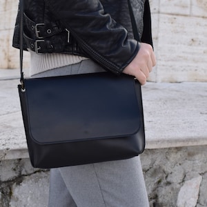 leather shoulder bag,black shoulder bag,crossbody  black bag,womens bag,leather bag,gift for her,leather handbag,handmade,leather cross bag