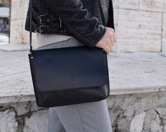 leather shoulder bag,black shoulder bag,crossbody  black bag,womens bag,leather bag,gift for her,leather handbag,handmade,leather cross bag