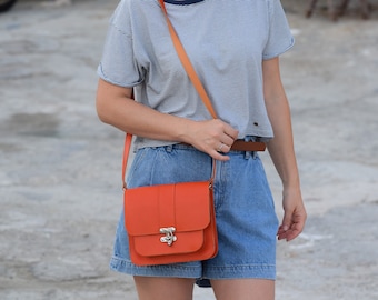 Umhängetasche aus Leder,Damen Ledertasche,Leder Crossbody,Geschenk für Sie,Ledertasche,Leder Crossbody,handgefertigt