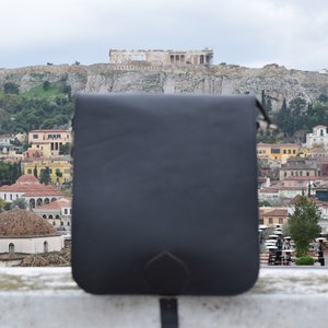 leather messenger bag,leather bussines bag,messenger bag,leather bag,13inch laptop bag,mens leather bag,office leather bag,mens office bag