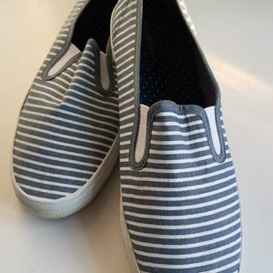 City sneaks payless shop