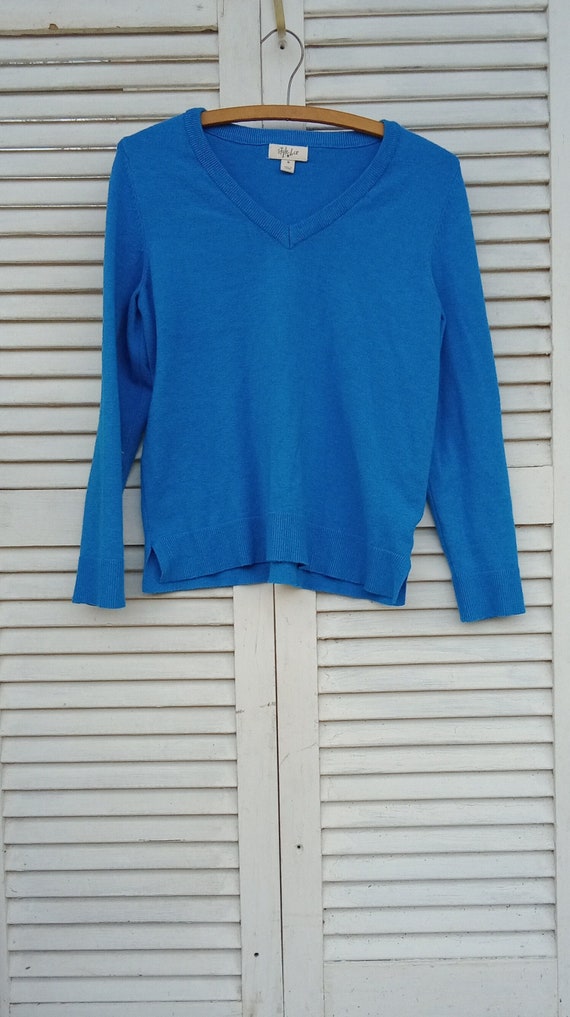 Soft and Cozy Blue Long Sleeve Sweater/Size Medium