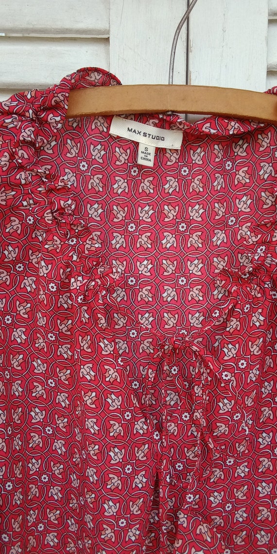 Max Studio Top/Size Small/Peasant Blouse/Red Flor… - image 5
