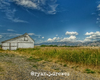 Scenic America | Bozeman Montana | Matted Photos | Mountain Photography | Barn Photos