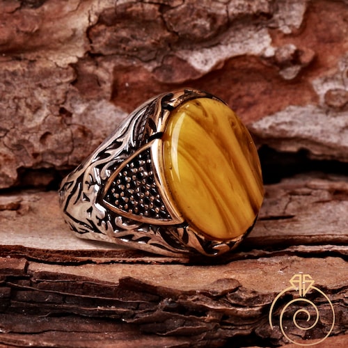 Unique Mens Ring Vintage Onyx Engraved Rectangle Wedding Ring Etsy