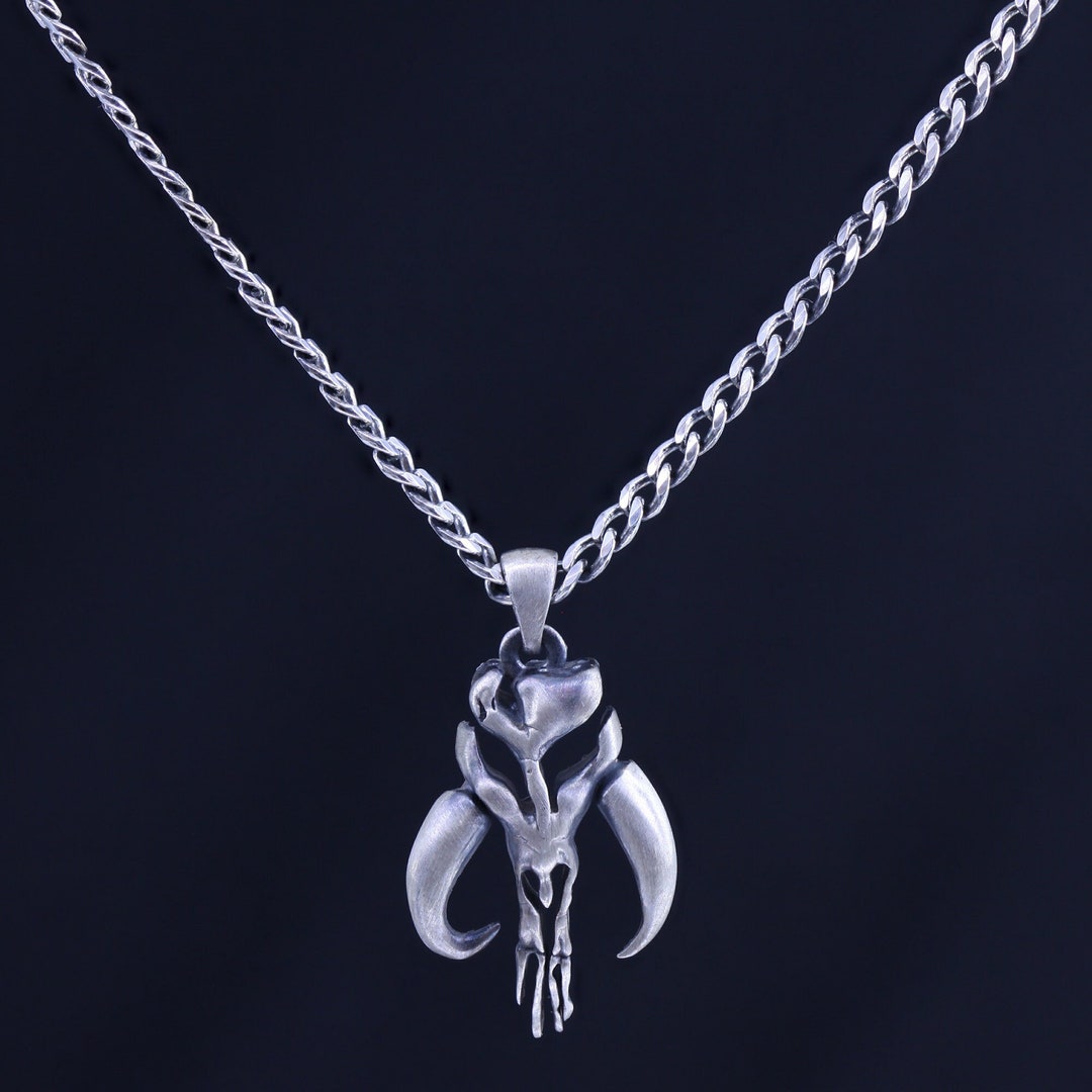 Mythosaur Skull Necklace, Mandalorian Skull Pendant, Custom Made ...