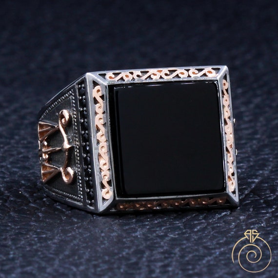 Curved Silver Men's Ring with Black Onyx