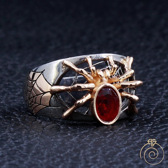 Mystery Gold Spider Ring Vintage Animal Signet Ruby Ring Black