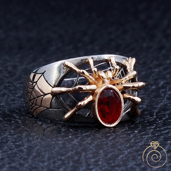 Mystery Gold Spider Ring, Vintage Animal Signet Ruby Ring, Black Spider Wrap Jewelry, Growth Statement Fancy Gothic Ring Anniversary Widow