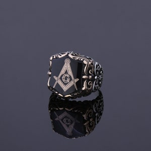 Men’s 10k Yellow Gold Freemason Ring – Blue Stone Square & Compass, Size 13.25 - View #6