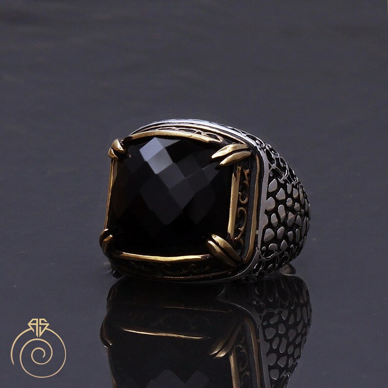 Mens Black Stone Statement Ring, Antique Engraved Silver Cocktail Ring ...