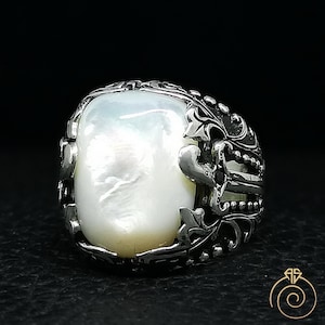 Mens Silver Pearl Ring, Sword Engraved Vintage Statement Ring, Natural Mother of Pearl Cocktail Ring, Handmade Exclusive Quality Men Jewelry