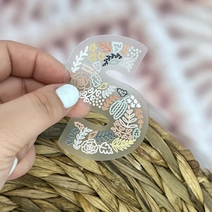 Autocollant floral S. Sticker alphabet floral initial transparent mat pour coque de téléphone, bouteille d'eau, voiture, ordinateur portable. Autocollant résistant aux intempéries.