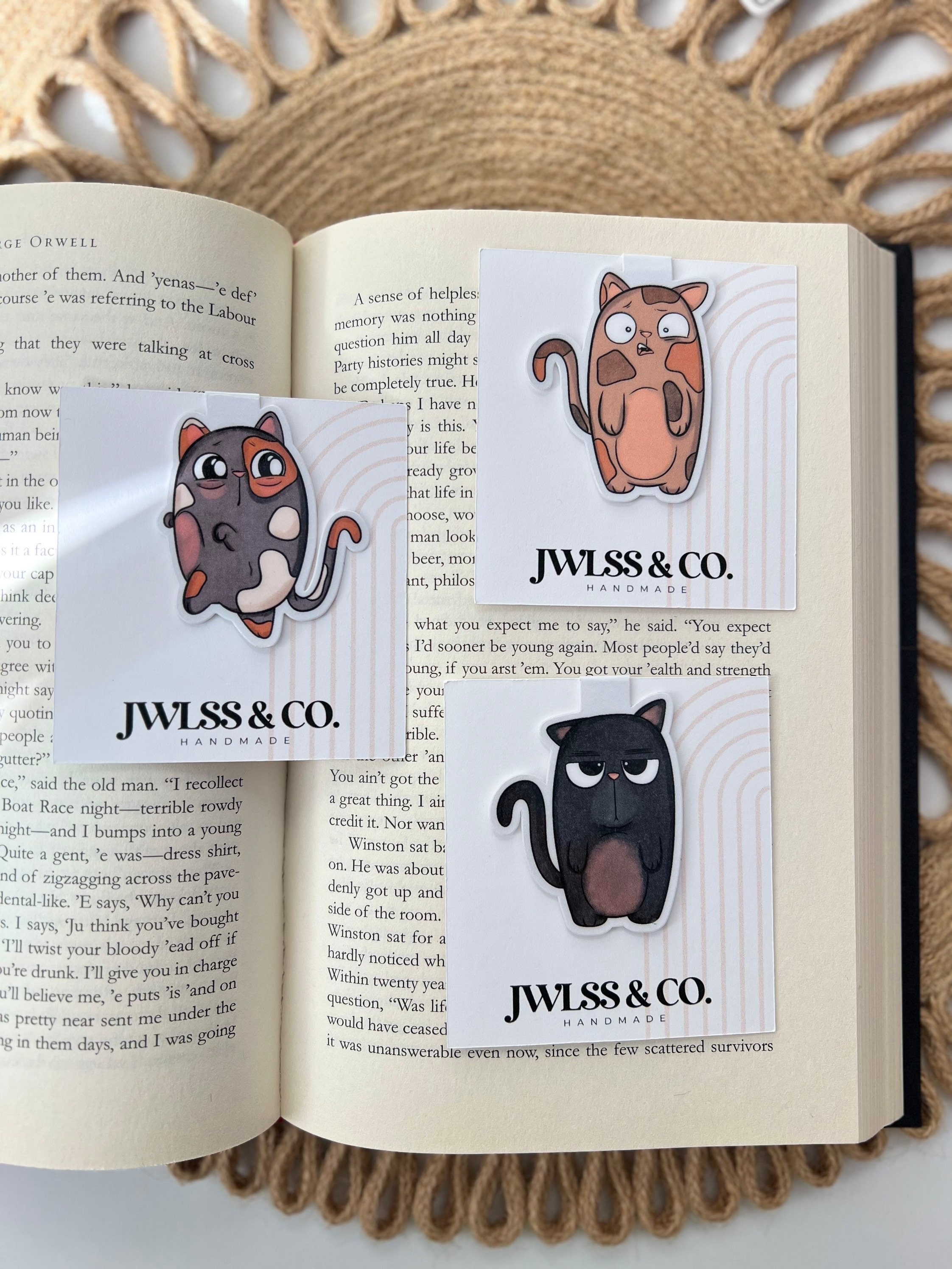 Bibliophile Flexi Journal: Bookstore Cats