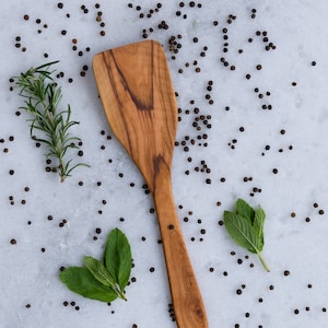 Olive Wood Cooking Spatula 31 cm | Handmade Kitchen Utensils