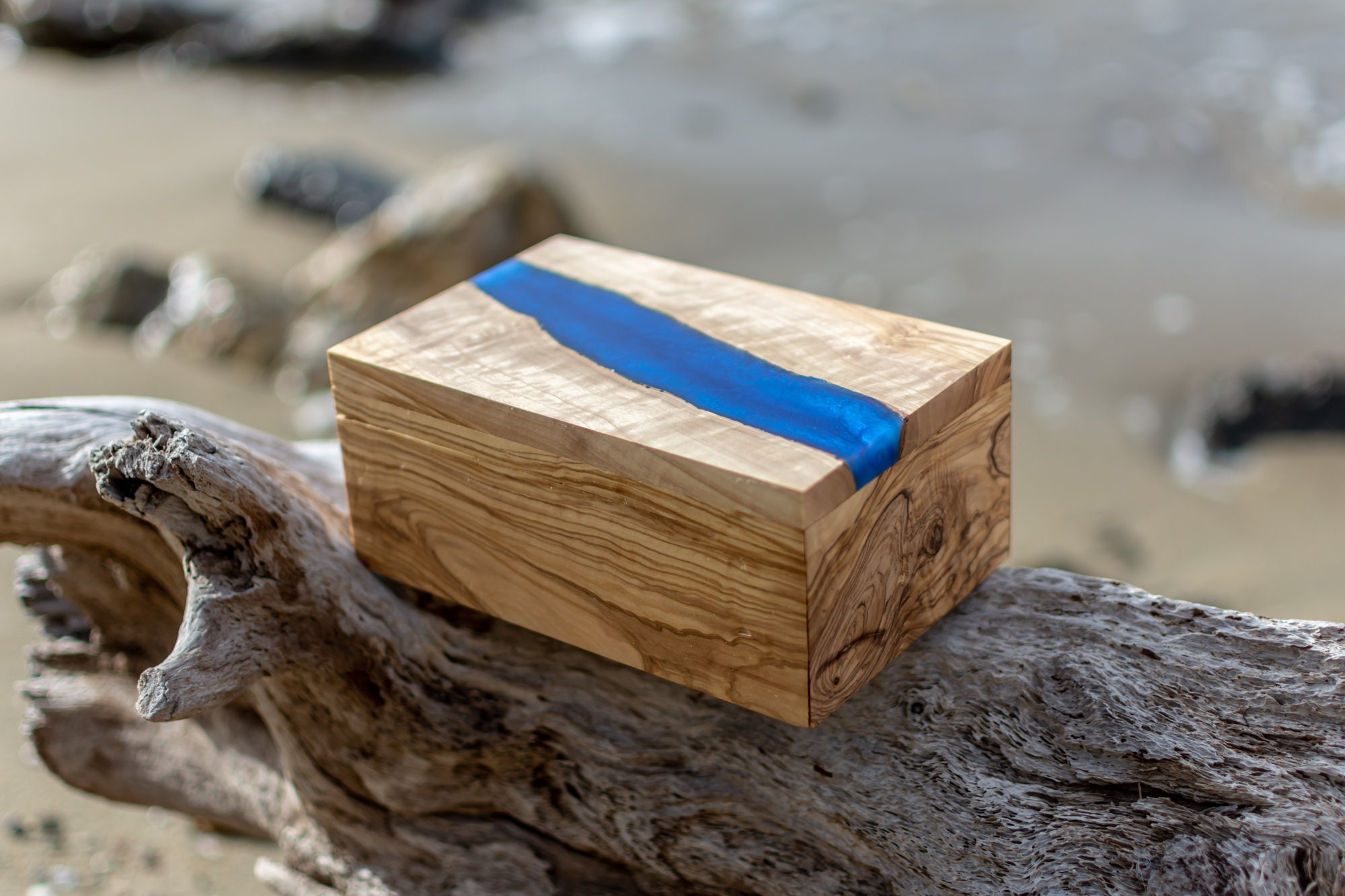 resin toy box