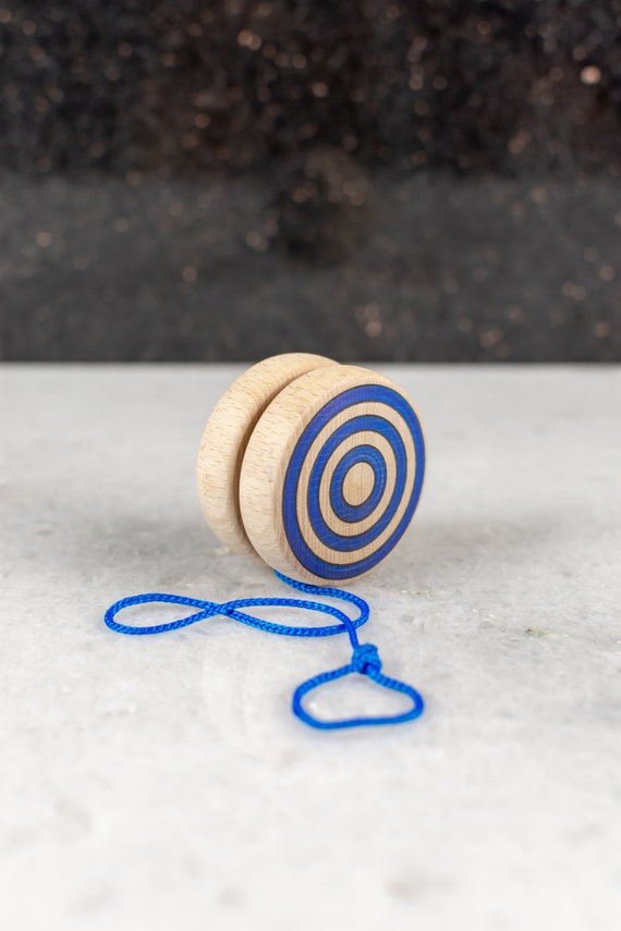 Wooden yoyo