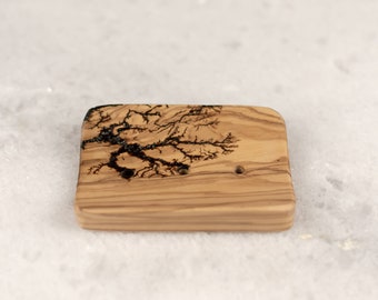 Bandeja de jabón de madera hecha a mano / Accesorios de baño de madera únicos / Hecho de OliveWood