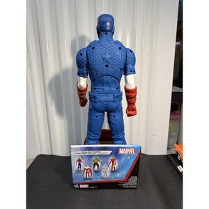 Figurine articulée Hasbro Marvel Avengers Captain America 20 pouces 2015 Exclusivité Walmart image 4