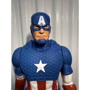 Figurine articulée Hasbro Marvel Avengers Captain America 20 pouces 2015 Exclusivité Walmart image 2