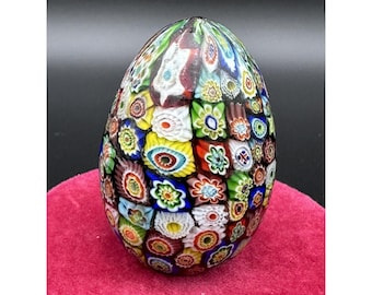 Presse-papiers oeuf en verre Millefiori vénitien satiné AVEM vintage à couper le souffle