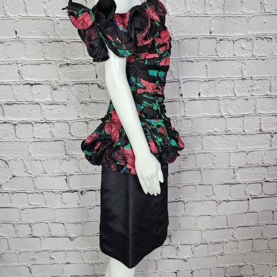 Tadashi Shoji Vintage Sleeveless Floral Party Dre… - image 2