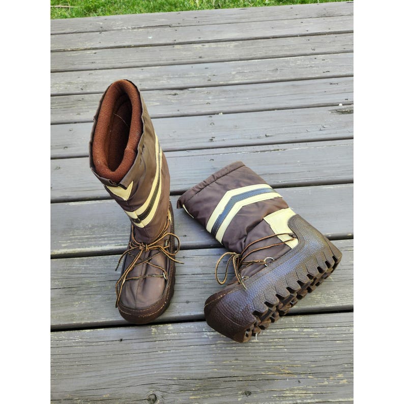 Vintage Moon Boots Brown Cream Chevron Stripe Retro Snow Boots Size 7-8 image 1