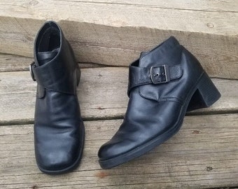 Vintage 90s Y2k Bratz Skechers Black Vegan Leather Chunky Heeled