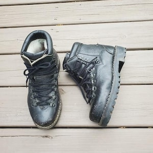 Vintage 80er Jahre Deutsche Bundeswehr Einheitsstiefel Bergsteigerstiefel in schwarz