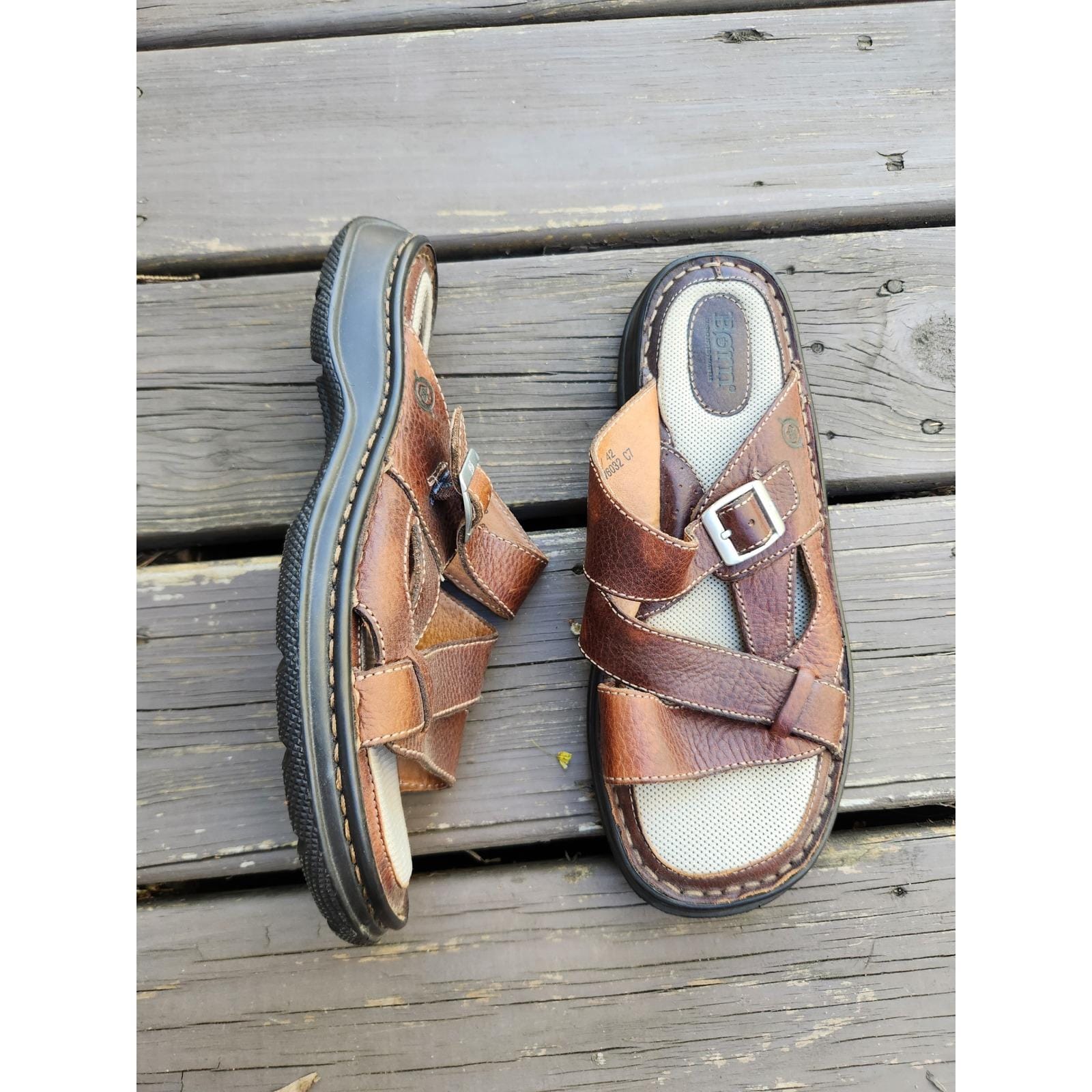 BORN Size Men’s 7 Women’s 8.5 Leather Sandals GENTLY Used Origin® Built By Freedom™ Flop Leather Sandal – ORIGIN main image 3