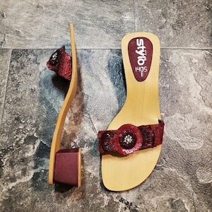 Vintage 90s y2k Wood Floral Beaded Satin Block Heel Slide Sandals 8