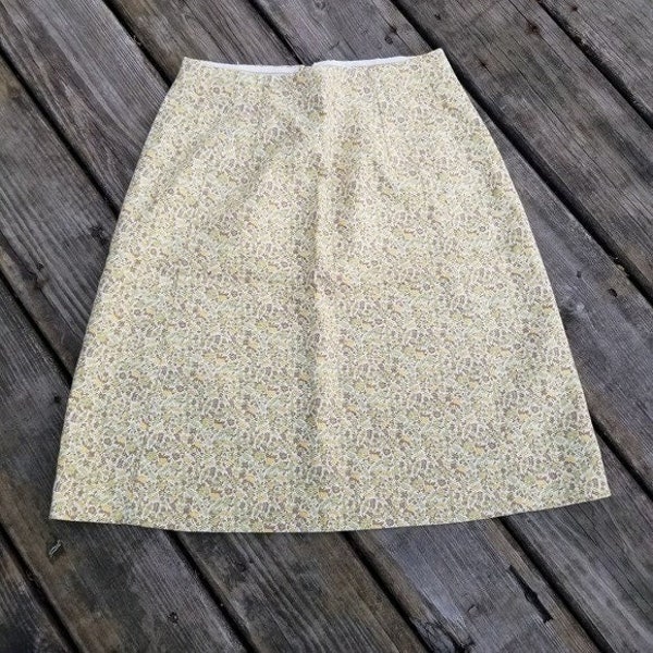 Vintage Union Made 70s Mod Hippie Chic Floral Fruit Print High Waist Mini Skirt