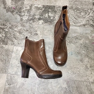 Vintage 90s y2k Mudd Yowsers Brown Vegan Leather Heeled Punk Ankle Boots Booties