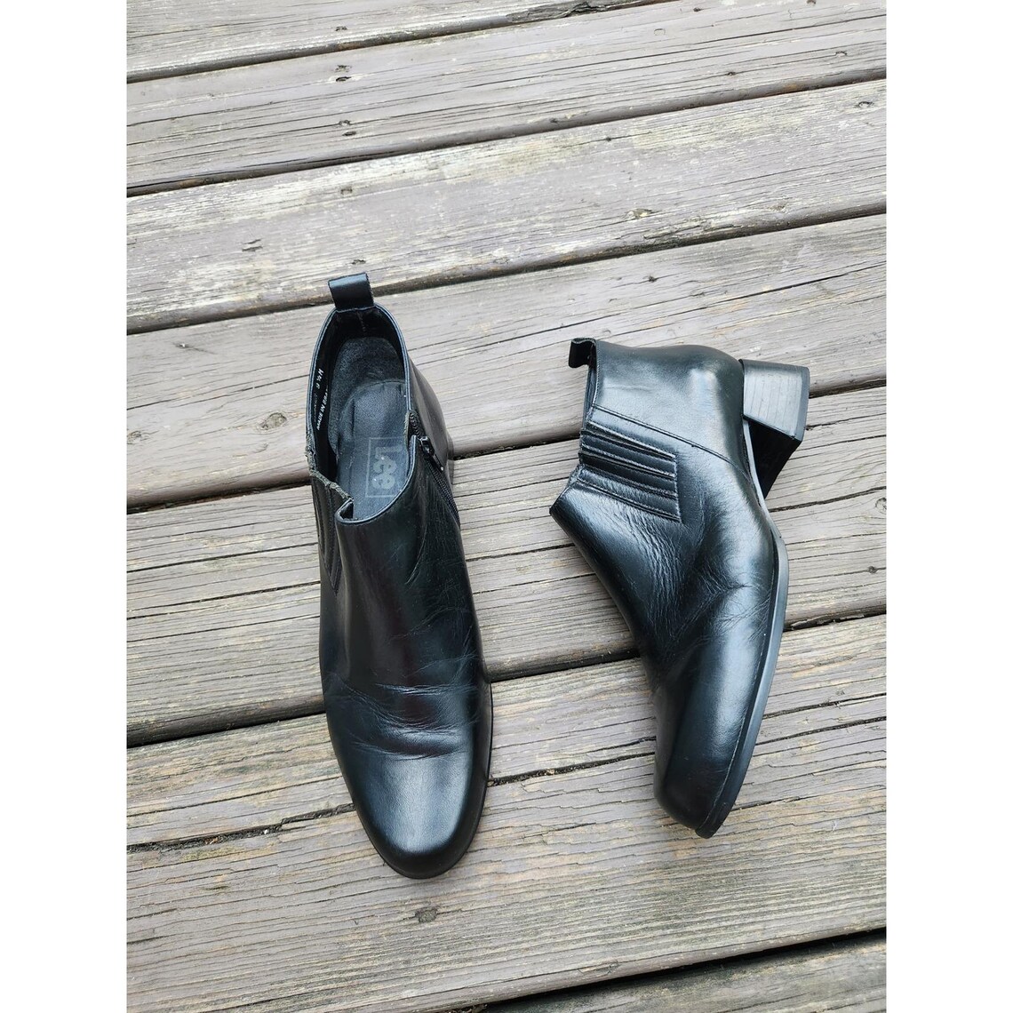 Vintage Lee Riveted Tucker Ankle Boots Black Leather Block Heel Zip Up Size 9.5M, foto 1 di 5