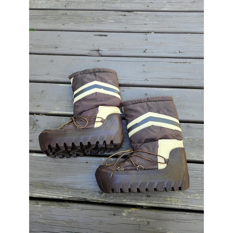 Vintage Moon Boots Brown Cream Chevron Stripe Retro Snow Boots Size 7-8 image 2