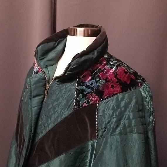 Vintage 80s Metallic Green Floral Puffer Coat Med… - image 7